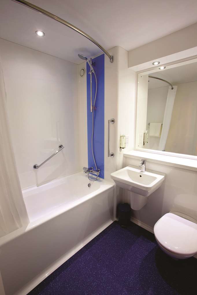 Travelodge Hotel Macclesfield Central Phòng bức ảnh